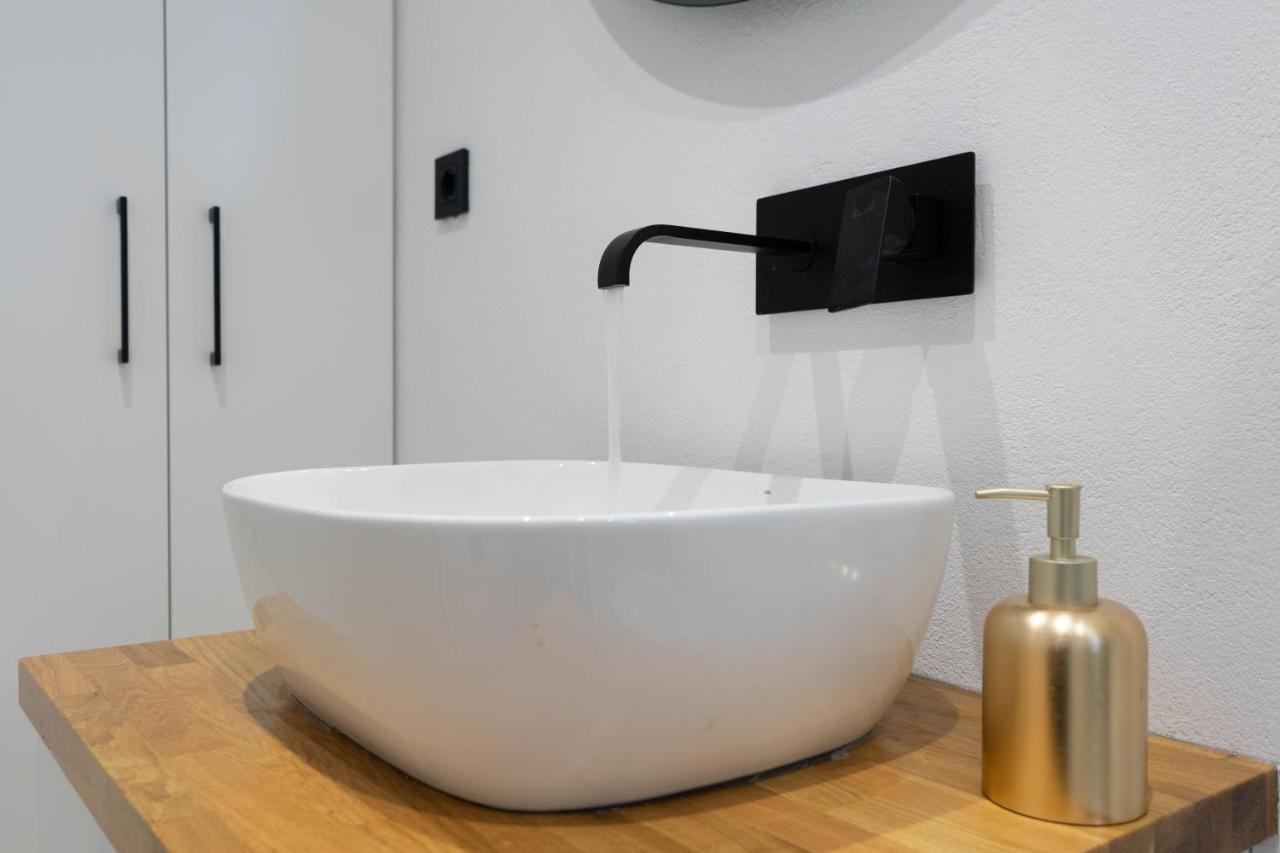 Marilias Luxury Studio Apartment Kissamos Bagian luar foto